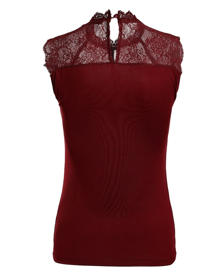 Premièrement : Ce Haut à patchs en dentelle Femme  séduit par son style romantique et bohème.