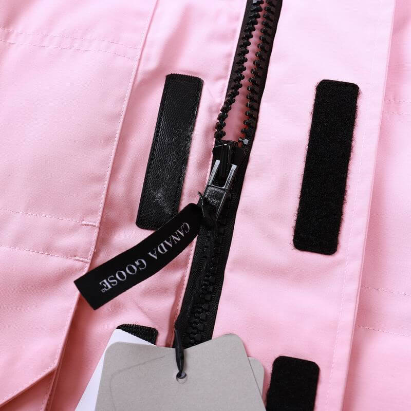 Résultat de l'évolution emblématique de la marque Canada G00se Femme,