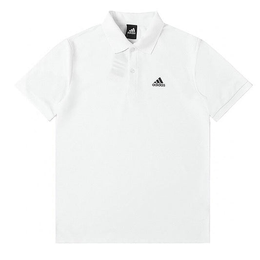 Découvrez notre collection exclusive de polos Adidas pour femme, alliant élégance sportive et confort optimal.
