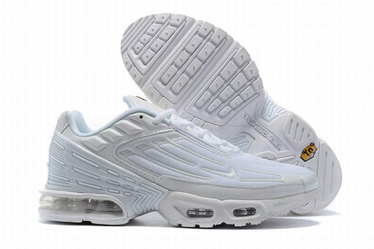 Résultats de l'évolution emblématique de la ligne Nike, les Nike TN Air Max Plus Femme sont un témoignage de l'engagement de Nike à combiner style et innovation.