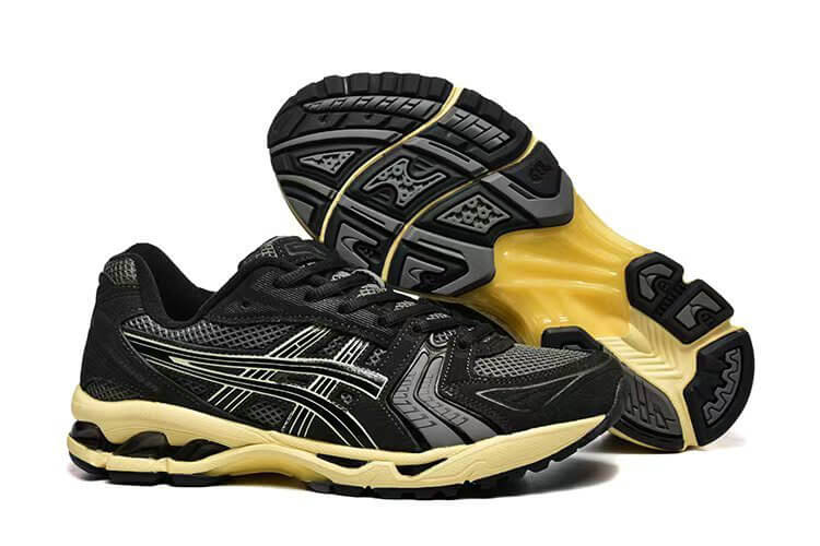 Premièrement :Les baskets Asics GEL-KAYANO offrent une combinaison parfaite de style et de performance. Leur design élégant et leurs technologies de pointe les rendent idéales pour les coureurs et les amateurs de mode