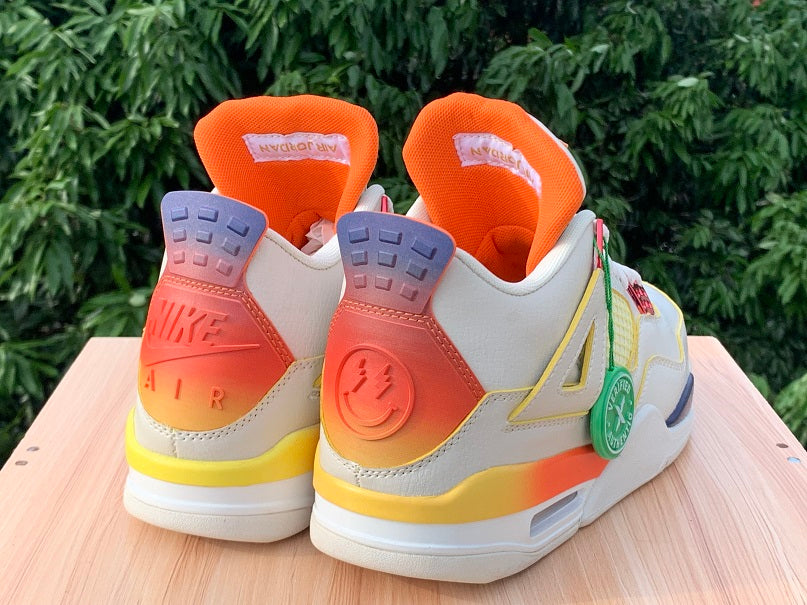 Baskets Air Jordan 4 Femme beige
