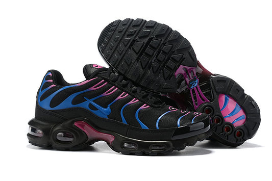 les baskets Nike TN Air Max Plus sont un témoignage de l'engagement de Nike à combiner style et innovation.