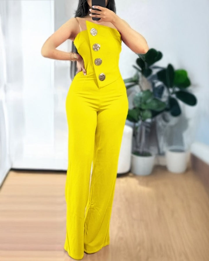 Premièrement : La Combinaison bandeau asymétrique sans bretelles avec boutons métalliques et salopette décontractée Femme.