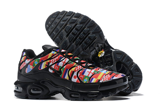 Résultats de l'évolution emblématique de la ligne Nike, les Nike TN Air Max Plus Femme sont un témoignage de l'engagement de Nike à combiner style et innovation.