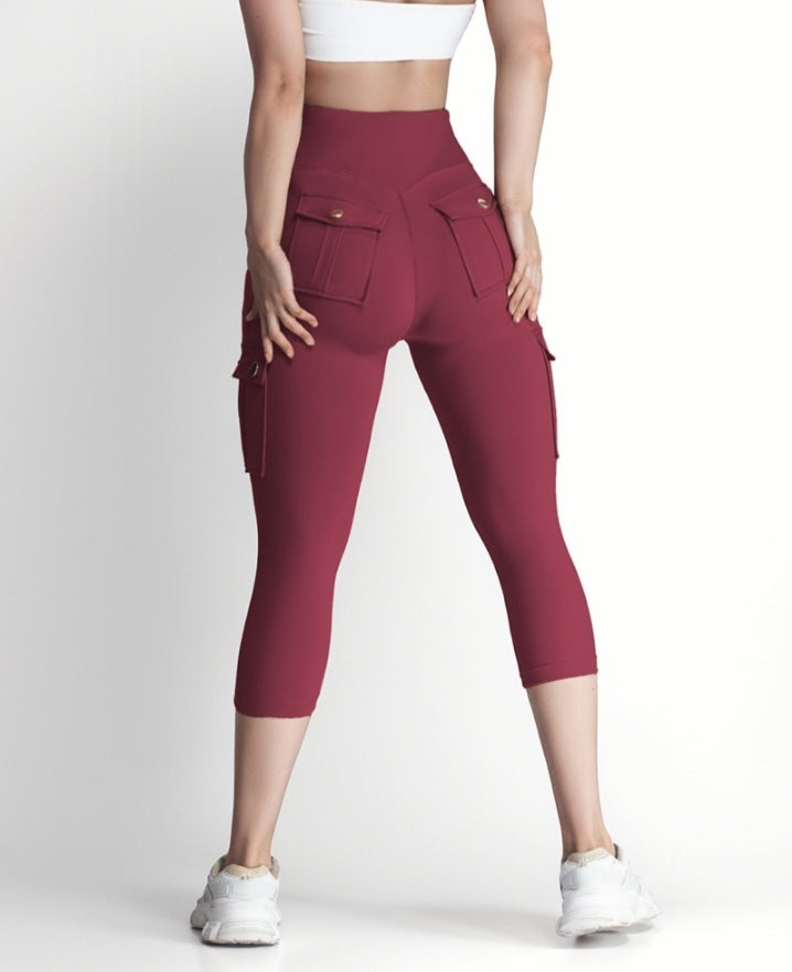 Premièrement : Ce Legging de motard taille haute avec poches à rabat pour soulever les fesses.