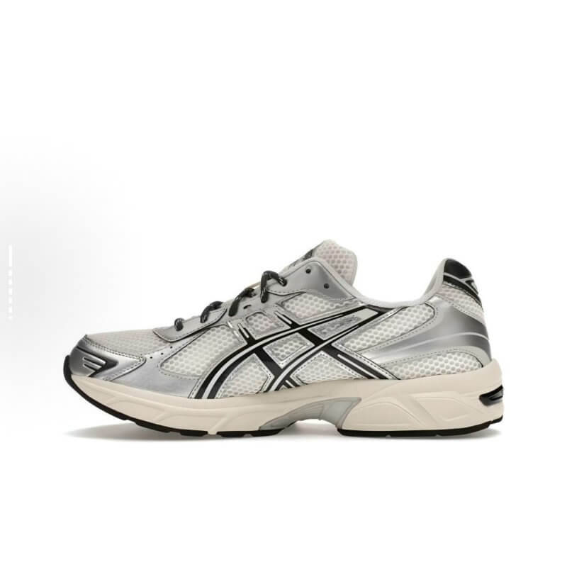 Premièrement :Les baskets Asics  offrent une combinaison parfaite de style et de performance. Leur design élégant et leurs technologies de pointe les rendent idéales pour les coureurs et les amateurs de mode.