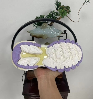 Chaussure Balenciaga 3 " Track 2
Purple White "