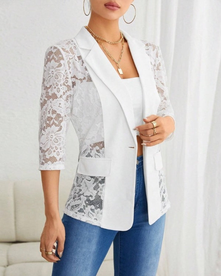 Premièrement : Apportez une touche de raffinement et de modernité à votre look avec ce Manteau blazer transparent avec patch en dentelle et rabat à bouton unique femme.