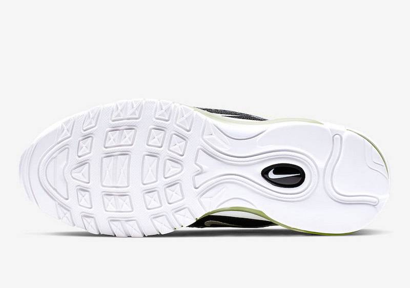 Les baskets Nike Air Max 97 Femme  sont des pièces maîtresses de la mode. Avec un look décontractée style iconique tendance olution emblématique de la ligne Nike, les Nike Air Max 97 sont un témoignage de l'engagement de Nike à combiner style et innovation.