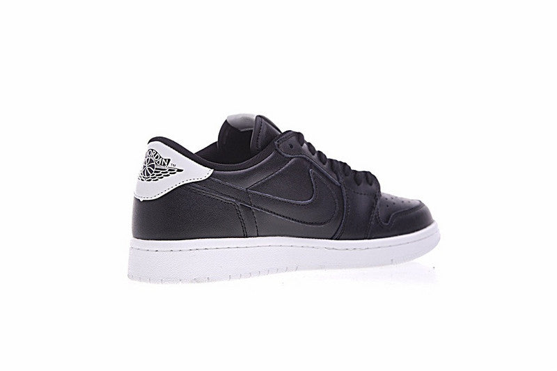 les baskets Nike SB Dunk femme Low sont un témoignage de l'engagement de Nike à combiner style et innovation.