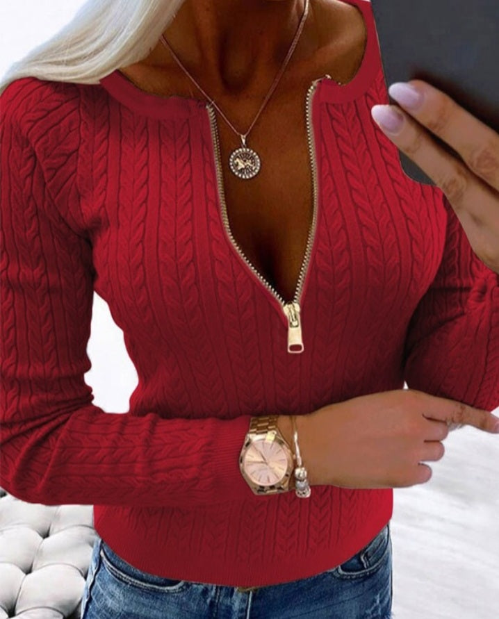 Cable knit crew neck sweater with zip