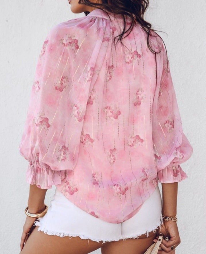 Premièrement : Misez sur la féminité lumineuse avec ce Chemisier à manches longues à imprimé floral en lurex pailleté, haut décontracté à boutons sur le devant femme.