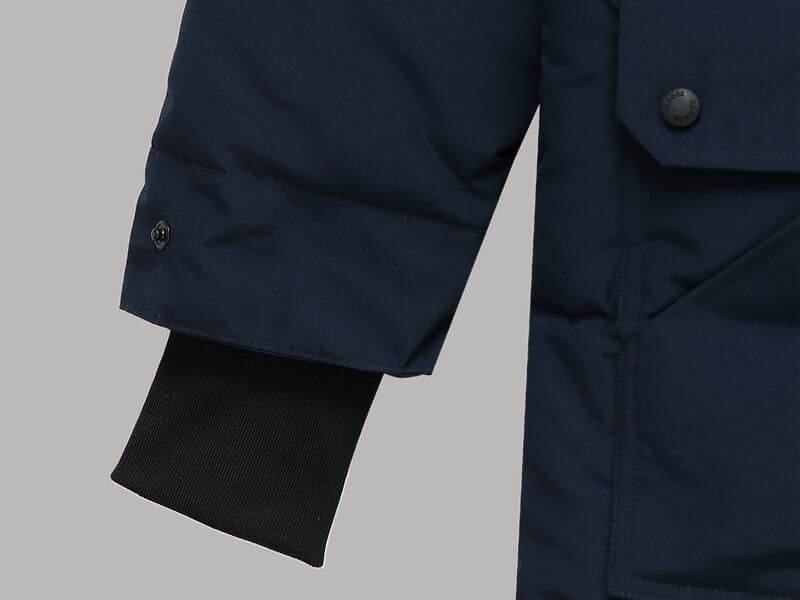 Résultat de l'évolution emblématique de la marque Canada G00se Femme,