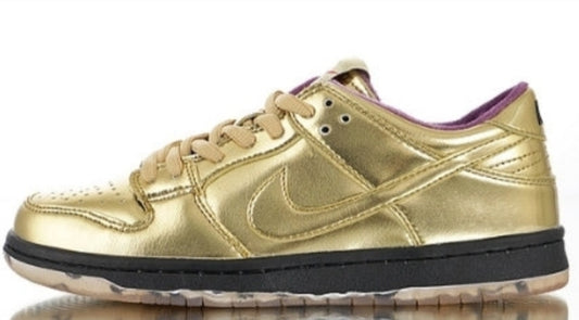 les baskets Nike SB Dunk femme Low sont un témoignage de l'engagement de Nike à combiner style et innovation.