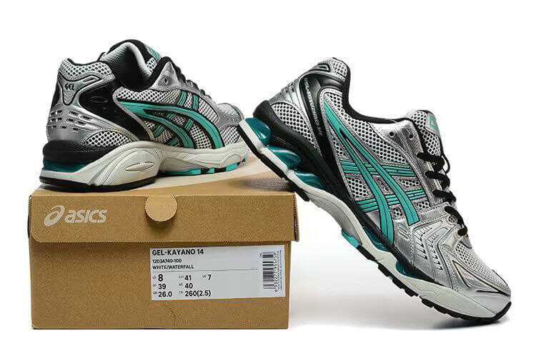 Premièrement :Les baskets Asics GEL-KAYANO offrent une combinaison parfaite de style et de performance. Leur design élégant et leurs technologies de pointe les rendent idéales pour les coureurs et les amateurs de mode.