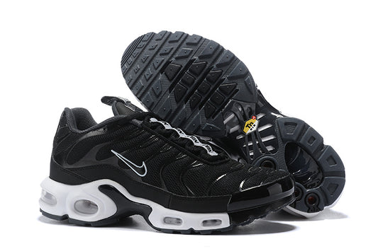 Résultats de l'évolution emblématique de la ligne Nike, les Nike TN Air Max Plus Femme sont un témoignage de l'engagement de Nike à combiner style et innovation.