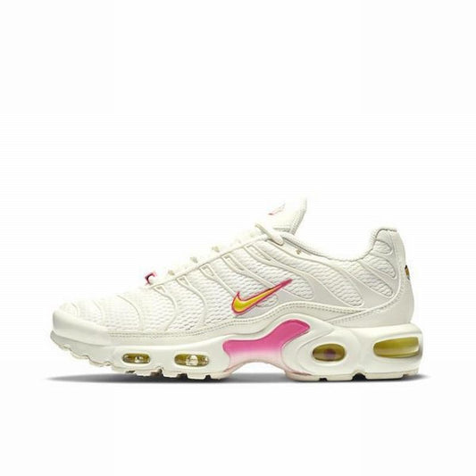 Résultats de l'évolution emblématique de la ligne Nike, les Nike TN Air Max Plus Femme sont un témoignage de l'engagement de Nike à combiner style et innovation.