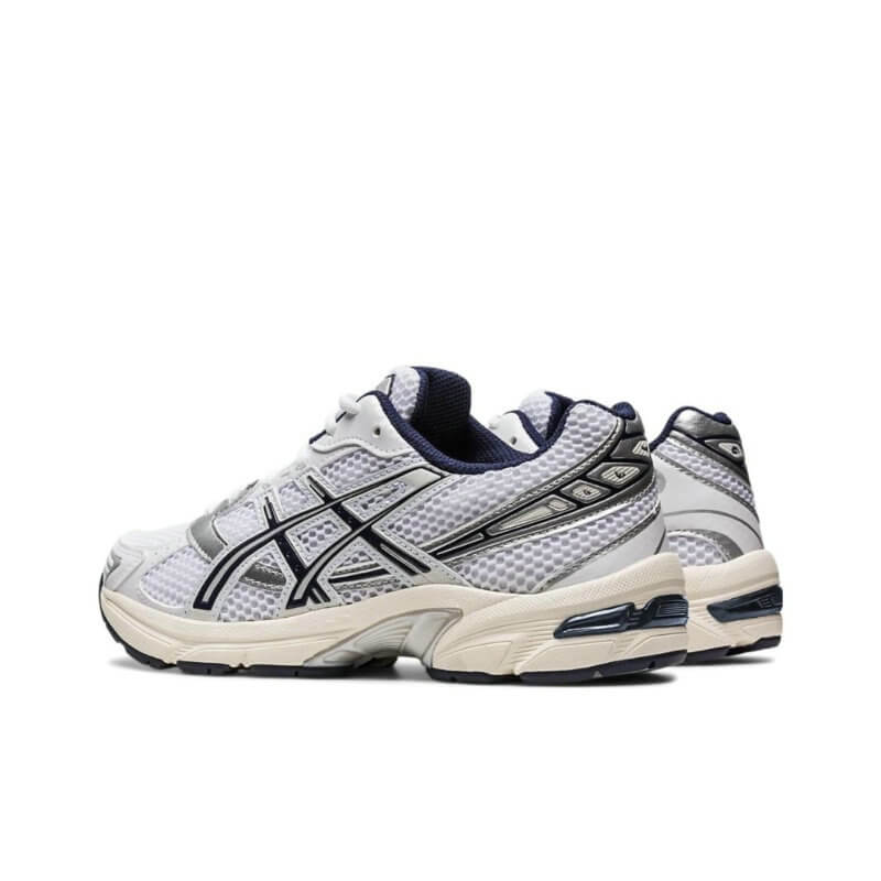 Premièrement :Les baskets Asics  offrent une combinaison parfaite de style et de performance. Leur design élégant et leurs technologies de pointe les rendent idéales pour les coureurs et les amateurs de mode. 