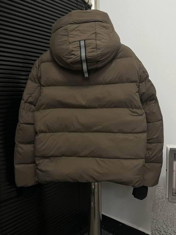 Résultat de l'évolution emblématique de la marque Canada G00se Femme,