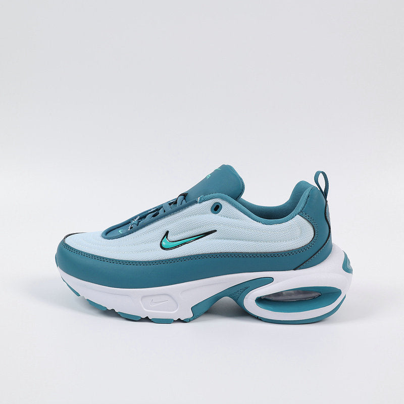 Les baskets Nike Air Max Portal incarnent un style moderne  exceptionnelle. Avec leur design futuriste et épuré.pas cher. 