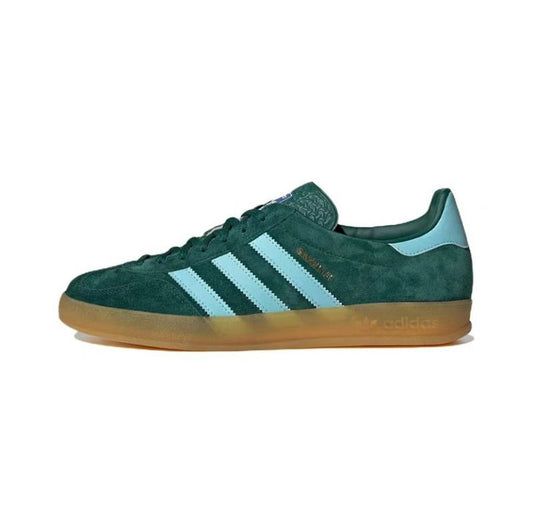 Premièrement : Les Adidas Gazelle Femme allient un style emblématique à une performance exceptionnelle.