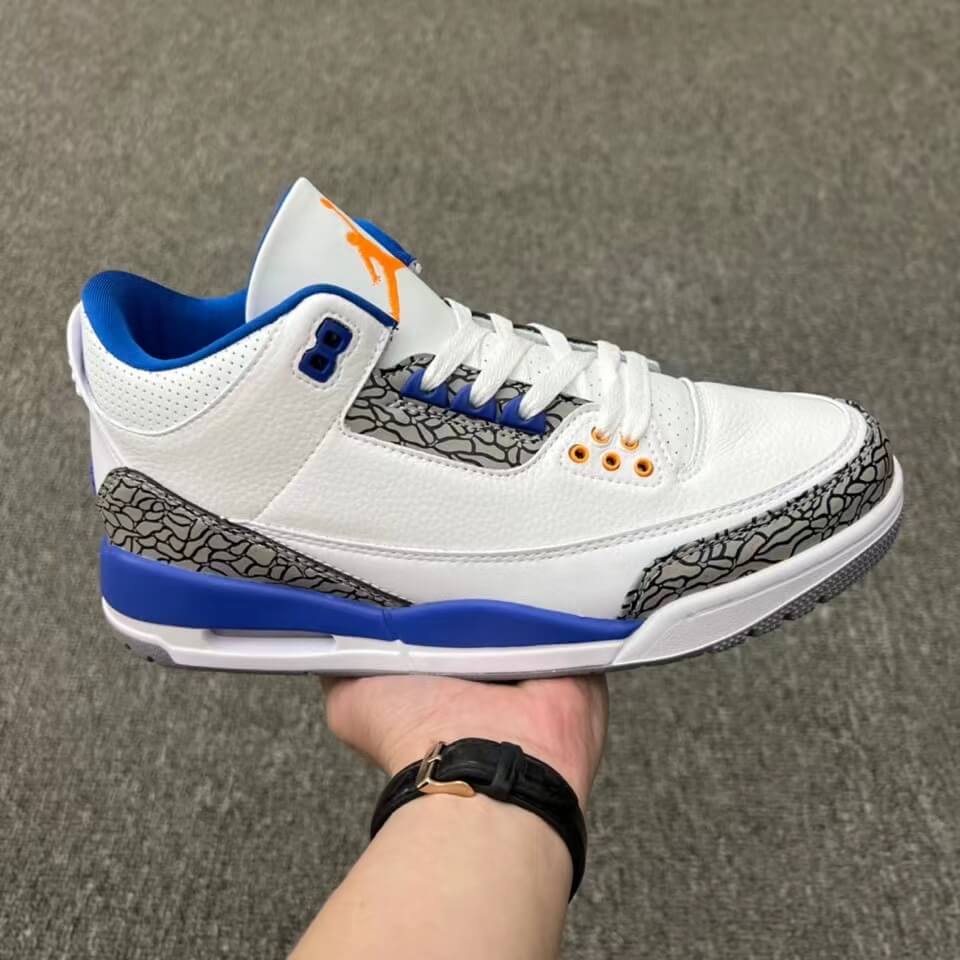 Premièrement, les baskets Air Jordan 3 Femme sont un symbole de style intemporel et de performance de haut niveau.

