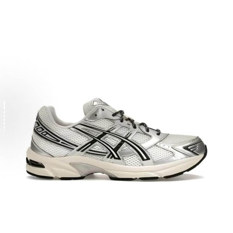 Premièrement :Les baskets Asics  offrent une combinaison parfaite de style et de performance. Leur design élégant et leurs technologies de pointe les rendent idéales pour les coureurs et les amateurs de mode.