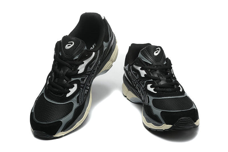 Premièrement :Les baskets Asics  offrent une combinaison parfaite de style et de performance. Leur design élégant et leurs technologies de pointe les rendent idéales pour les coureurs et les amateurs de mode.