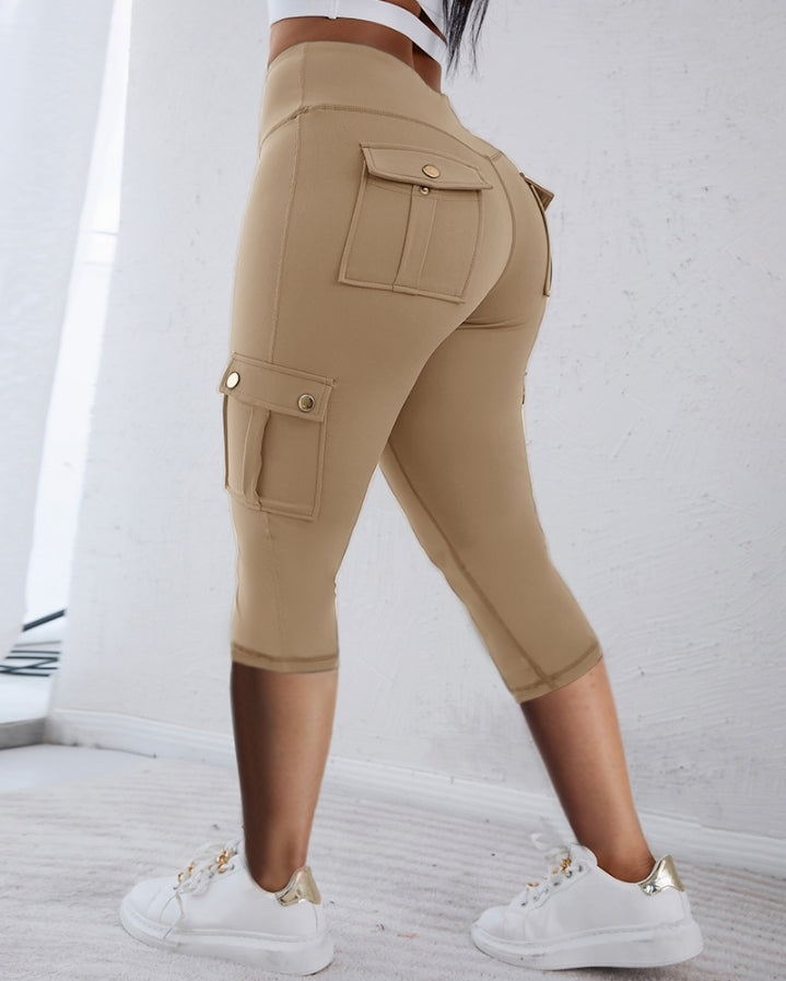 Premièrement : Ce Legging de motard taille haute avec poches à rabat pour soulever les fesses.