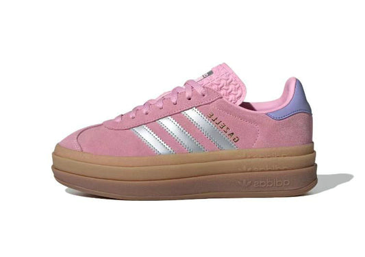 Premièrement : Les Adidas Gazelle Femme allient un style emblématique à une performance exceptionnelle.