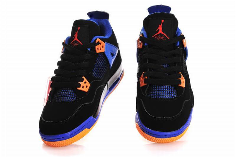 Premièrement : Les baskets Air Jordan 4 Femme se distinguent par leur design iconique et leur capacité à allier style et fonctionnalité.