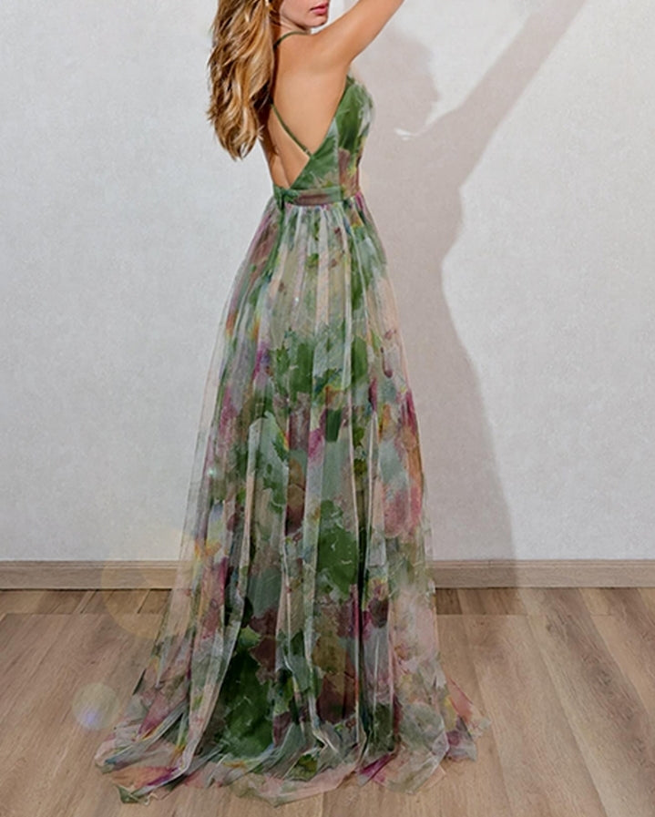 Premièrement : Cette Robe longues à imprimé floral , décolleté plongeant en V , bretelles spaghetti, élégante, taille haute , fente en maille Femme.
