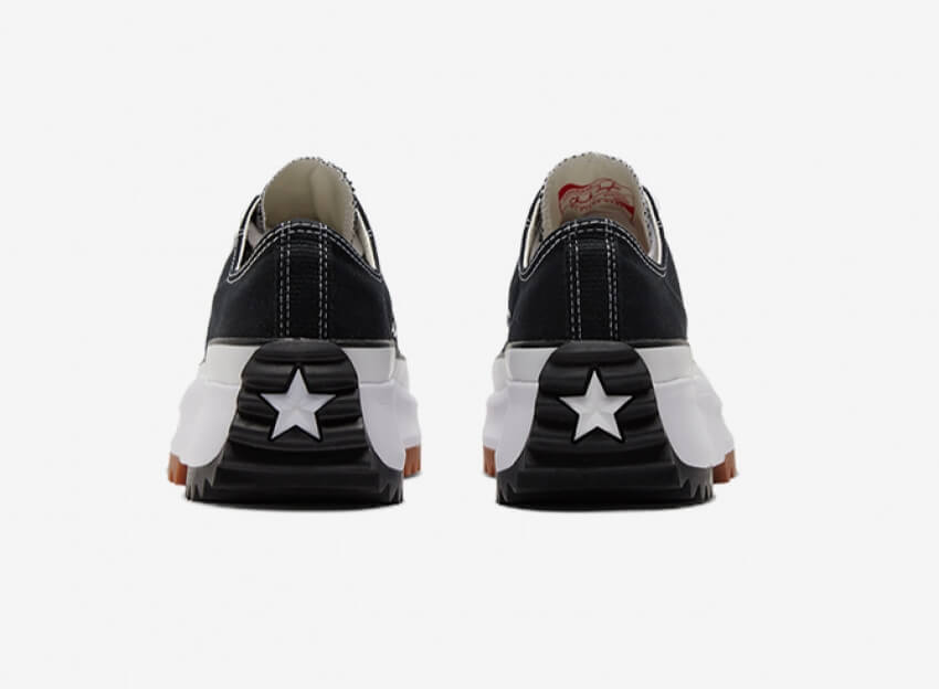 Premièrement : Les baskets Converse Femme se distinguent par leur design iconique et leur esthétique vintage.