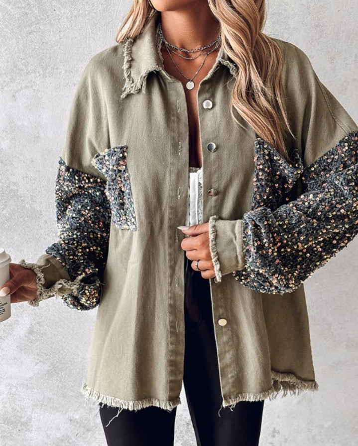 Premièrement : Apportez une touche d’éclat à votre look avec cette Veste décontractée à paillettes et patchwork à manches longues avec bouton sur le devant et ourlet brut femme 