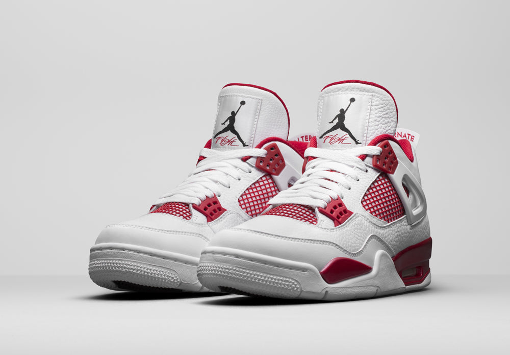 Premièrement : Les baskets Air Jordan 4 Femme se distinguent par leur design iconique et leur capacité à allier style et fonctionnalité.