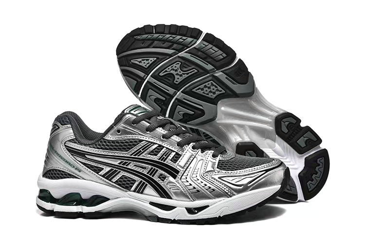 Premièrement :Les baskets Asics GEL-KAYANO offrent une combinaison parfaite de style et de performance.