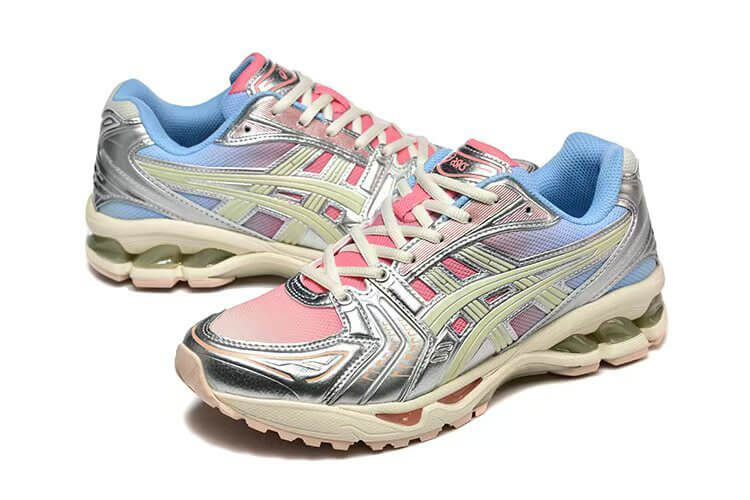 Premièrement :Les baskets Asics GEL-KAYANO offrent une combinaison parfaite de style et de performance.