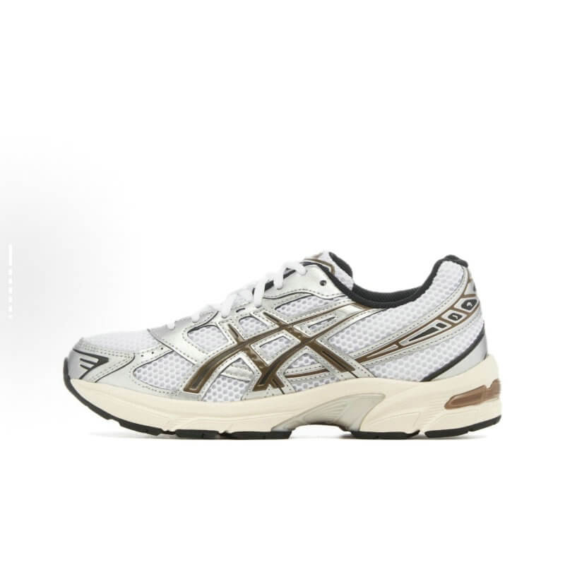Premièrement :Les baskets Asics  offrent une combinaison parfaite de style et de performance. Leur design élégant et leurs technologies de pointe les rendent idéales pour les coureurs et les amateurs de mode. 