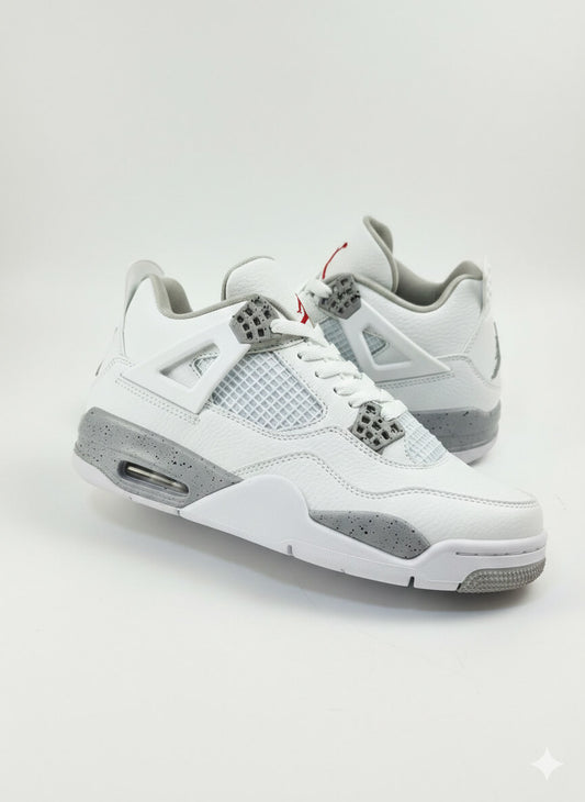 Premièrement : Les baskets Air Jordan 4 Femme se distinguent par leur design iconique et leur capacité à allier style et fonctionnalité.