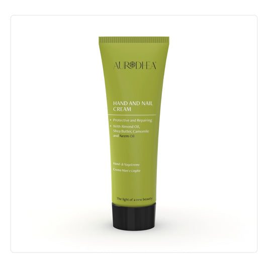 La gamme à l’huile de neem  Chogan est spécialement conçue pour purifier.

apaiser et revitaliser la peau et les cheveux grâce aux propriétés exceptionnelles de cet ingrédient naturel.