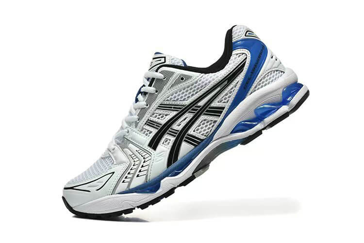 Premièrement :Les baskets Asics GEL-KAYANO offrent une combinaison parfaite de style et de performance.