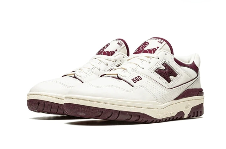 Les baskets New Balance Femme se démarquent par leur esthétique moderne et intemporelle, ainsi que par leur héritage sportif emblématique.