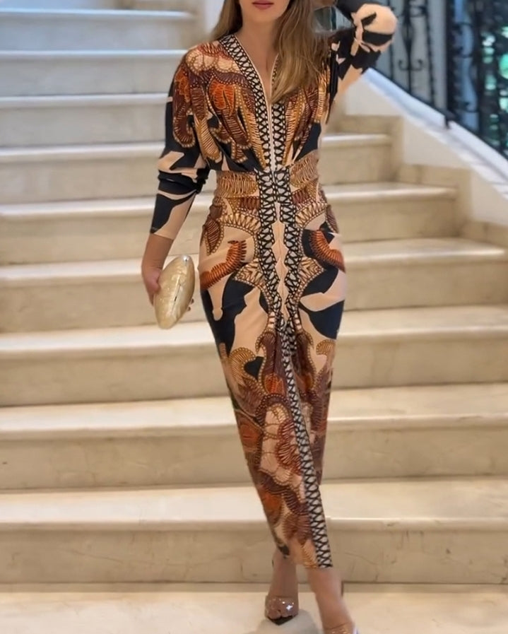 Premièrement : La  Robe moulante vintage baroque à manches longues et décolleté en V plongeant Femme.