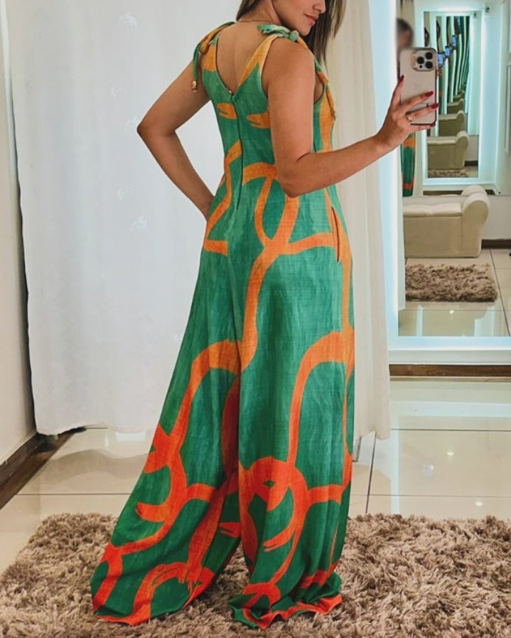 Premièrement : Apportez une touche de fraîcheur et de féminité à votre garde-robe avec cette Combinaison à imprimé floral, col en V, bretelles à lacets , style décontracté avec poches Femme.