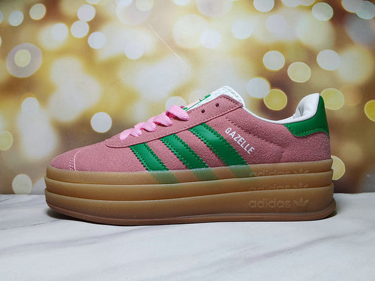 Premièrement : Les Adidas Gazelle Femme allient un style emblématique à une performance exceptionnelle.