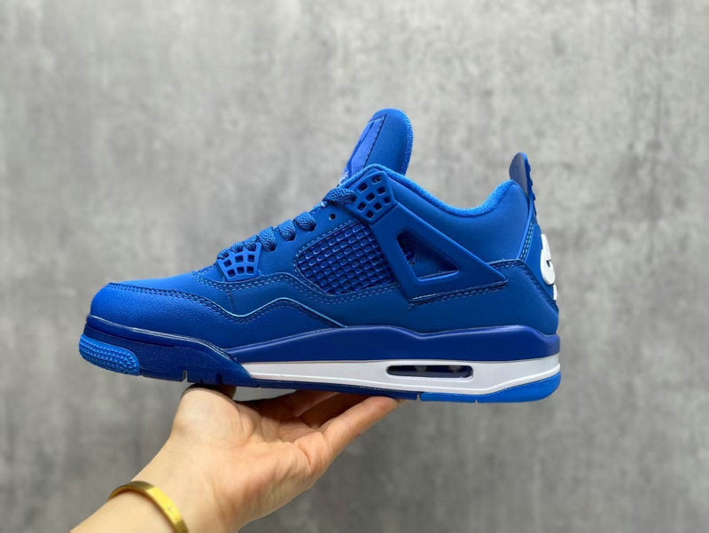 Premièrement : Les baskets Air Jordan 4 Femme se distinguent par leur design iconique et leur capacité à allier style et fonctionnalité.