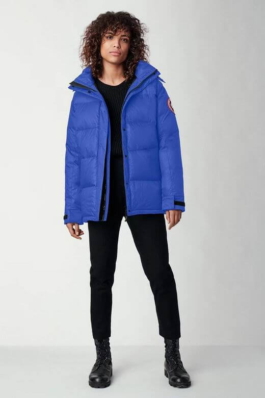 Résultat de l'évolution emblématique de la marque Canada G00se Femme, la Doudoune Canada G00se Femme est un témoignage de l'engagement de Canada G00se à combiner style,