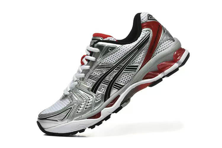 Premièrement :Les baskets Asics GEL-KAYANO offrent une combinaison parfaite de style et de performance.