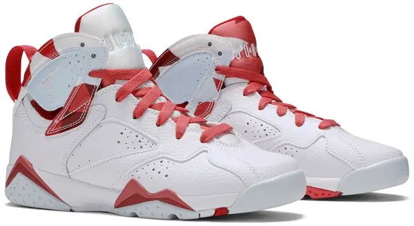 Premièrement, les baskets Air Jordan 7 Femme se distinguent par leur design iconique et leur confort exceptionnel.